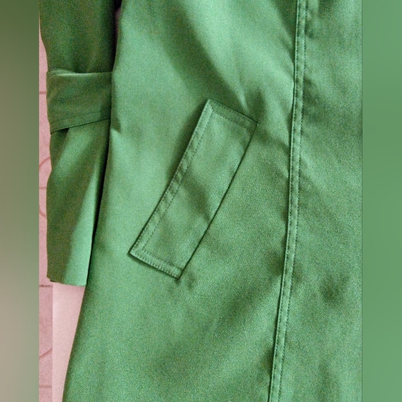 Short Fall/Spring Jacket Lg - Picture 4 of 9